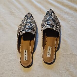 Steve Madden Women's Natural Snake Pattern Mules
